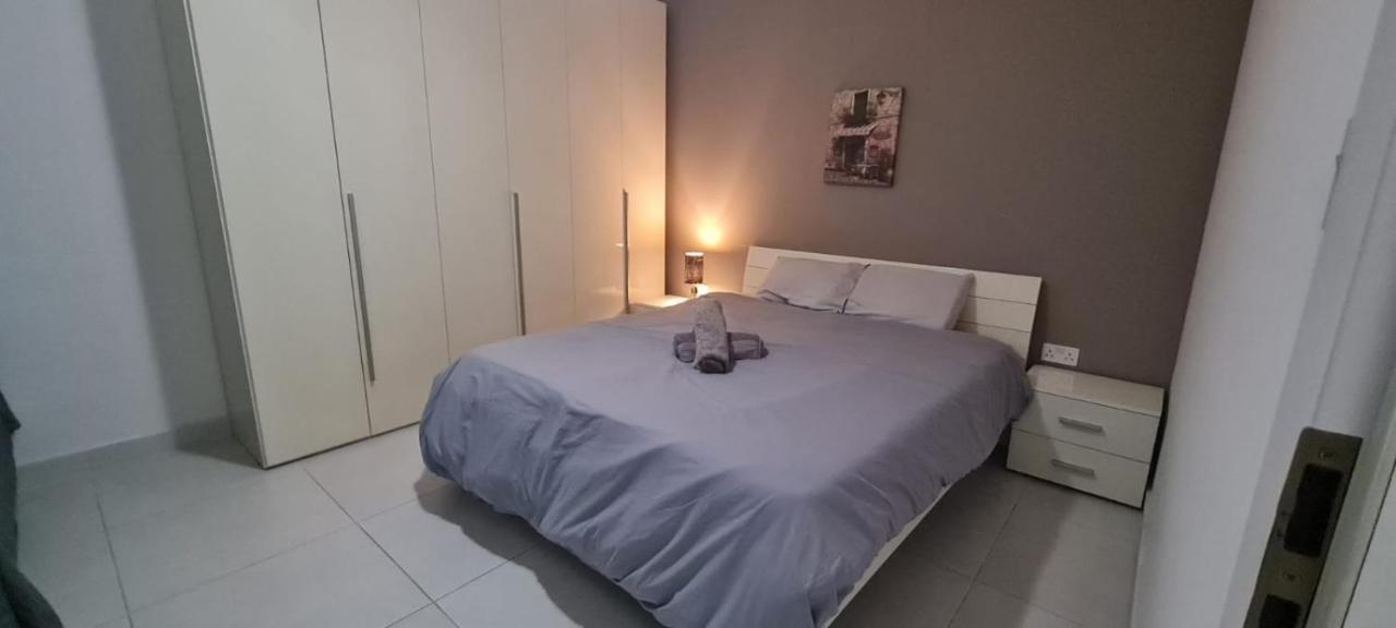 La Casa Cartago Apartment St. Paul's Bay Bagian luar foto