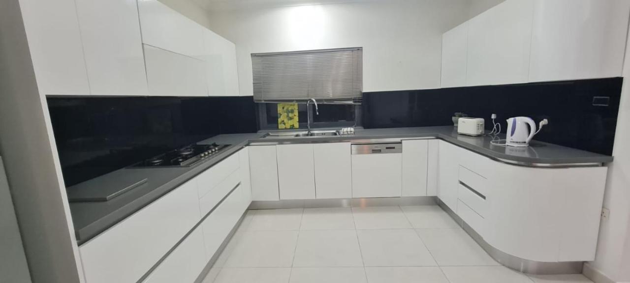 La Casa Cartago Apartment St. Paul's Bay Bagian luar foto