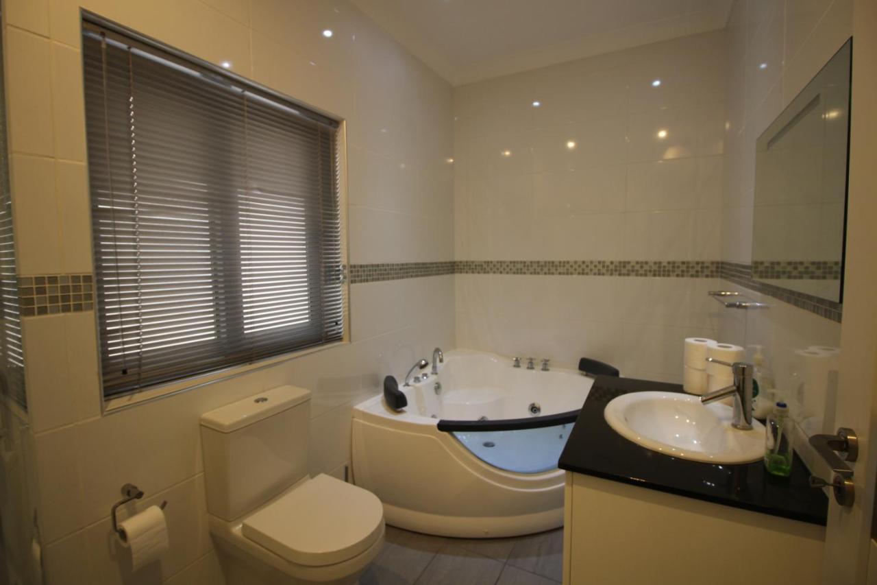 La Casa Cartago Apartment St. Paul's Bay Bagian luar foto